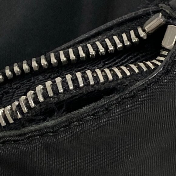 Auth PRADA - Black Nylon Leather Shoulder Bag - Picture 9 of 11